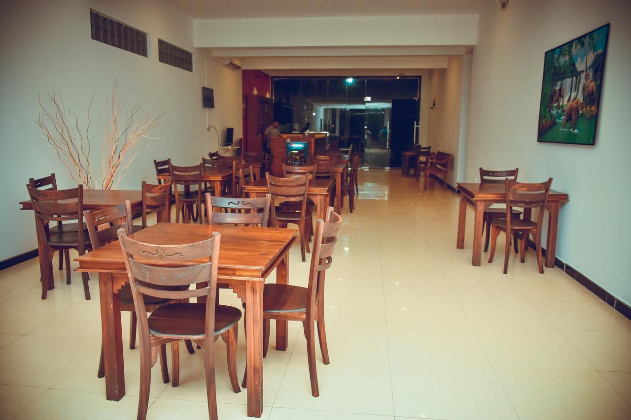 Zendara Hotel Негомбо Экстерьер фото