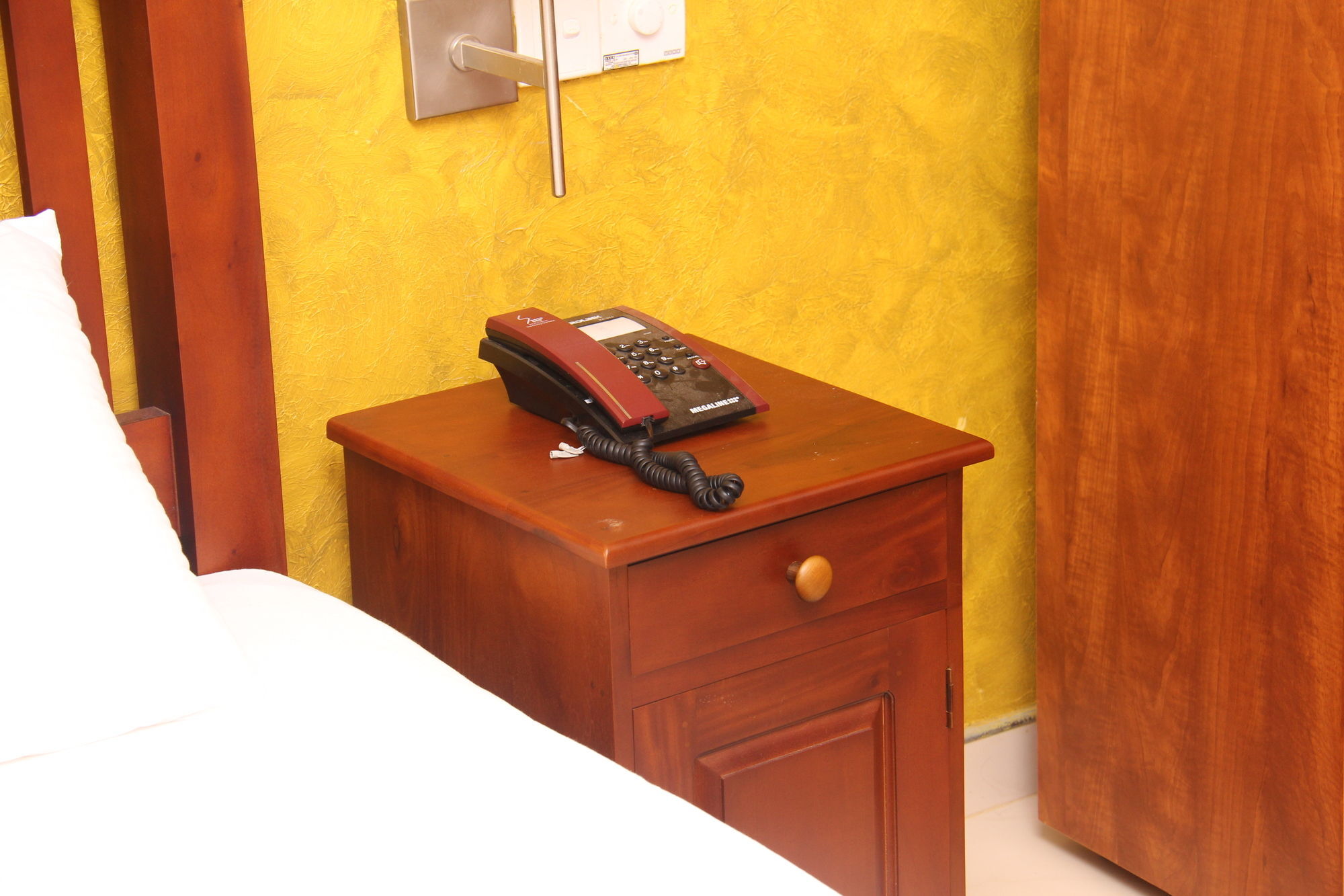 Zendara Hotel Негомбо Экстерьер фото